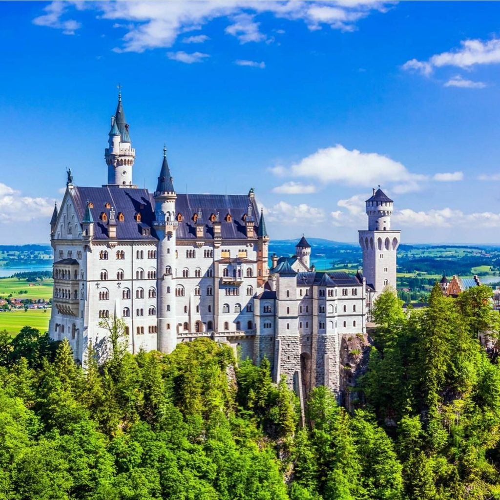 Fairy-tale Castles Private Tour From Füssen